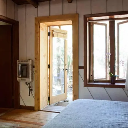 Taos Goji Farm & Eco-Lodge Retreat Arroyo Seco Room photo