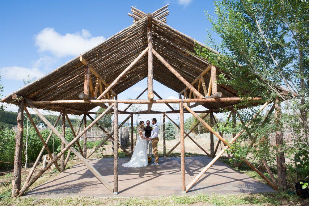 Farm stay Taos Goji Farm & Eco-lodge Retreat Arroyo Seco