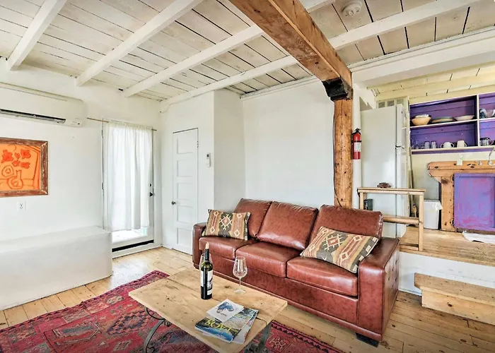 Taos Goji Farm & Eco-Lodge Retreat
