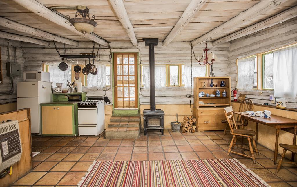 Taos Goji Farm & Eco-lodge Retreat Agroturismo