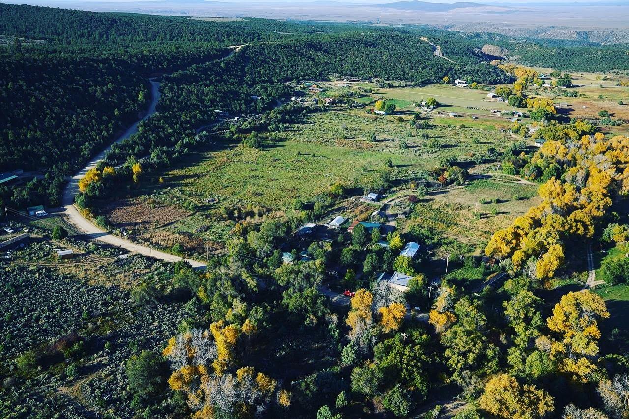 Taos Goji Farm & Eco-lodge Retreat Agroturismo