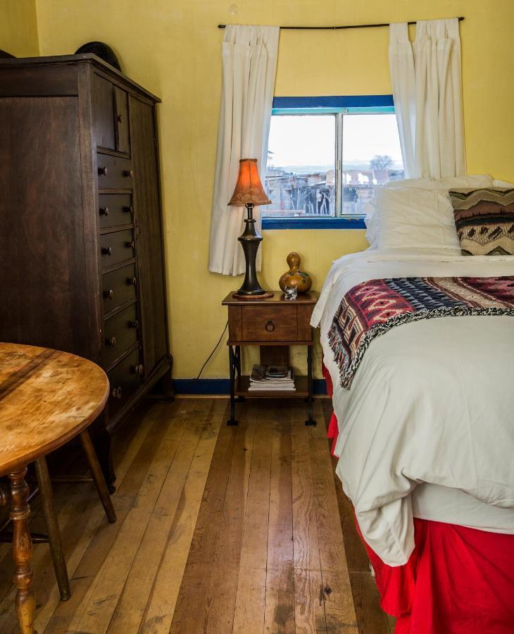 Taos Goji Farm & Eco-lodge Retreat Agroturismo